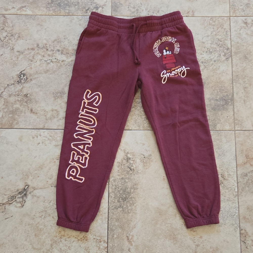 Embroidered Burgundy Joggers with Snoopy Design
